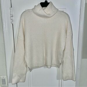 Abercrombie & Fitch White Turtleneck Sweater